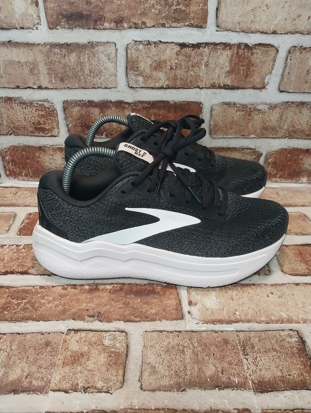 Pre-owned 2024 Brooks Ghost Max 2 - Picture 2 of 13
